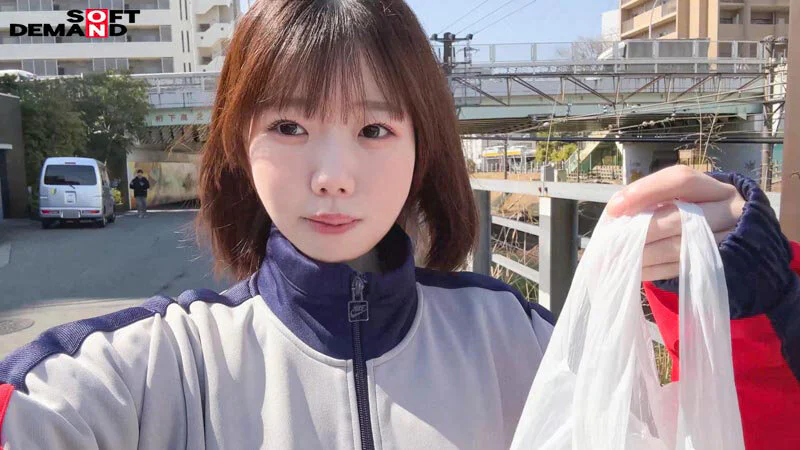 「山田さち」の顔やカラダの特徴がわかりやすく写った写真1